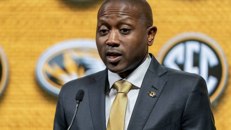 Oct 19, 2022; Birmingham, Alabama, US; Missouri Tigers head coach Dennis Gates during the SEC Basketball Media Days at Grand Bohemian Hotel. Mandatory Credit: Marvin Gentry-USA TODAY Sports