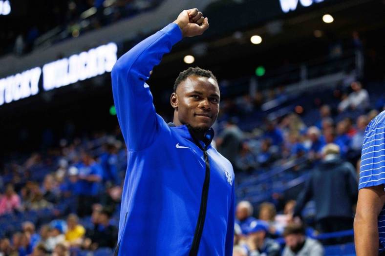 Oct 30, 2022; Lexington, Kentucky, USA; Kentucky Wildcats forward Oscar Tshiebwe acknowledges the crowd before the game against the Missouri Western State Griffons at Rupp Arena at Central Bank Center. Mandatory Credit: Jordan Prather-USA TODAY Sports