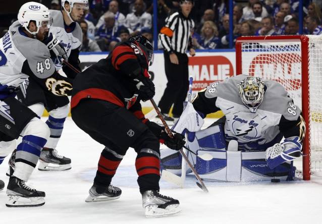 Tampa Bay Lightning vs. Carolina Hurricanes