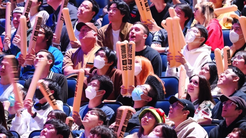Nov 5, 2022; San Francisco, California, USA; Fans bang thunder sticks during the League of Legends World Championships between T1 and DRX at Chase Center. Mandatory Credit: Kelley L Cox-USA TODAY Sports