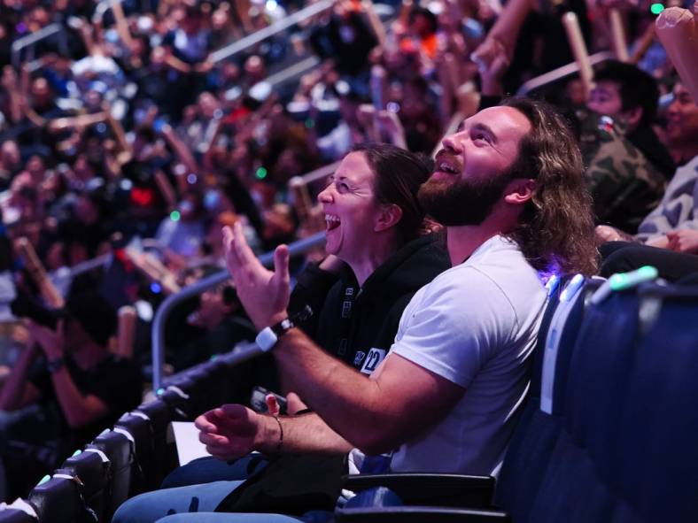 Nov 5, 2022; San Francisco, California, USA; Fans react during the League of Legends World Championships between T1 and DRX at Chase Center. Mandatory Credit: Kelley L Cox-USA TODAY Sports