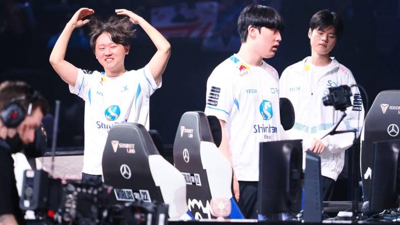 Nov 5, 2022; San Francisco, California, USA; DRX jungler Hong "Pyosik" Chang-hyeon react before game 5 against T1 during the League of Legends World Championships at Chase Center. Mandatory Credit: Kelley L Cox-USA TODAY Sports