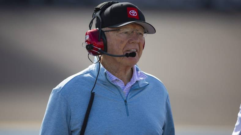 Nov 4, 2022; Avondale, Arizona, USA; NASCAR Cup Series team owner Joe Gibbs during qualifying for the NASCAR championship race at Phoenix Raceway. Mandatory Credit: Mark J. Rebilas-USA TODAY Sports