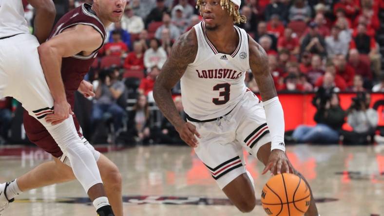 Louisville   s El Ellis brings the ball up against Bellarmine   s Juston Betz.Nov. 9, 2022

Louisvilllebellarmine 15