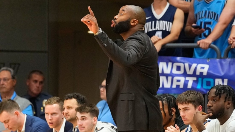 Nov 7, 2022; Villanova, Pennsylvania, USA; Villanova Wildcats head coach Kyle Neptune speaks to his players from the sidelines during the second half against the La Salle Explorers at William B. Finneran Pavilion. Mandatory Credit: Gregory Fisher-USA TODAY Sports