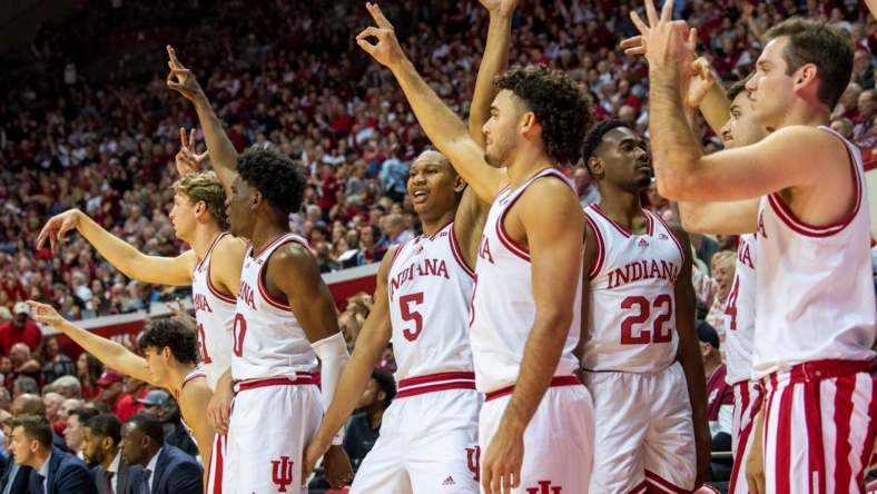 Indiana's Malik Reneau (5) and the Indiana bench celebrate a three-pointer during the second half of the Indiana versus Bethune-Cookman men's basketball game at Simon Skjodt Assembly Hall on Thursday, Nov. 10, 2022.

Iu Bc 2h Reneau And Bench