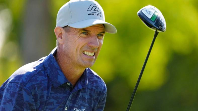 Nov 11, 2022; Phoenix, AZ, USA; Steven Alker plays his tee shot on the fifth hole during round two of the Charles Schwab Cup at Phoenix Country Club.  at Phoenix Country Club. Mandatory Credit: Rob Schumacher-USA TODAY Sports