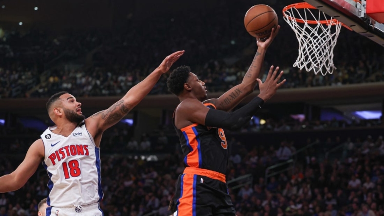 Nov 11, 2022; New York, New York, USA; New York Knicks guard RJ Barrett (9) drives to the basket as Detroit Pistons guard Cory Joseph (18) defends during the second half at Madison Square Garden. Mandatory Credit: Vincent Carchietta-USA TODAY Sports