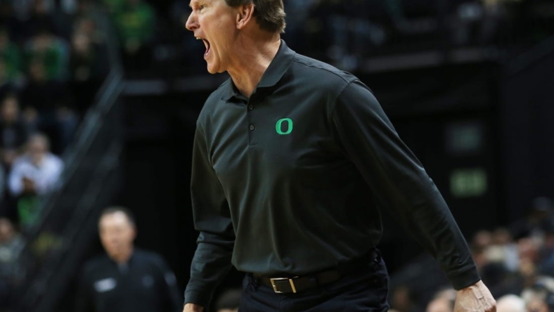 Oregon coach Dana Altman calls to his team during the first half of their game against UC Irvine at Matthew Knight Arena Nov 11, 2022 in Eugene, Oregon.

Ncaa Basketball Eug Uombb Vs Uc Irvine Uc Irvine At Oregon