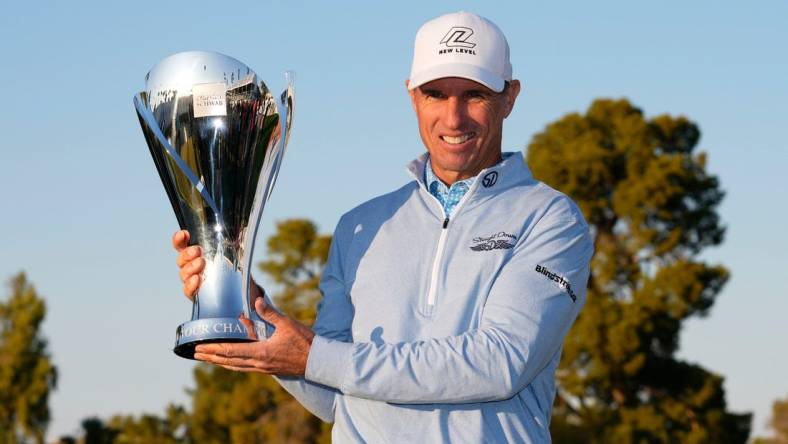 Steven Alker wins the 2022 Charles Schwab Cup. Photo by Rob Schumacher/The Arizona Republic-USA TODAY NETWORK

Golf Charles Schwab Cup Championship Final Round