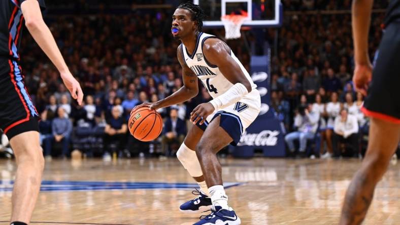 Nov 14, 2022; Villanova, Pennsylvania, USA; Villanova Wildcats forward Brandon Slater (34) controls the ball against the Delaware State Hornets in the second half at William B. Finneran Pavilion. Mandatory Credit: Kyle Ross-USA TODAY Sports