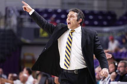 Nov 21, 2022; Fort Myers, Florida, USA;  Georgia Tech Yellow Jackets head coach Josh Pastner calls a play against the Utah Utes in the first half during the Fort Myers Tip-off at Suncoast Credit Union Arena. Mandatory Credit: Nathan Ray Seebeck-USA TODAY Sports