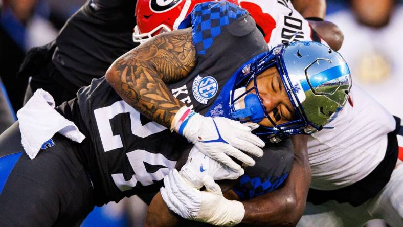 Nov 19, 2022; Lexington, Kentucky, USA; Kentucky Wildcats running back Chris Rodriguez Jr. (24) during the game at Kroger Field. Mandatory Credit: Jordan Prather-USA TODAY Sports