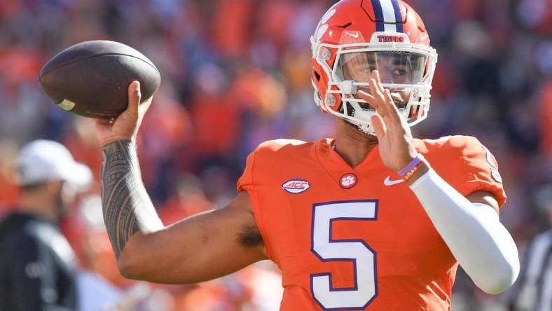 Nov 26, 2022; Clemson, SC, USA; Clemson quarterback D.J. Uiagalelei (5) warms up before the game with South Carolina at Memorial Stadium in Clemson, S.C. Saturday, Nov. 26, 2022.    Mandatory Credit: Ken Ruinard-USA TODAY Sports