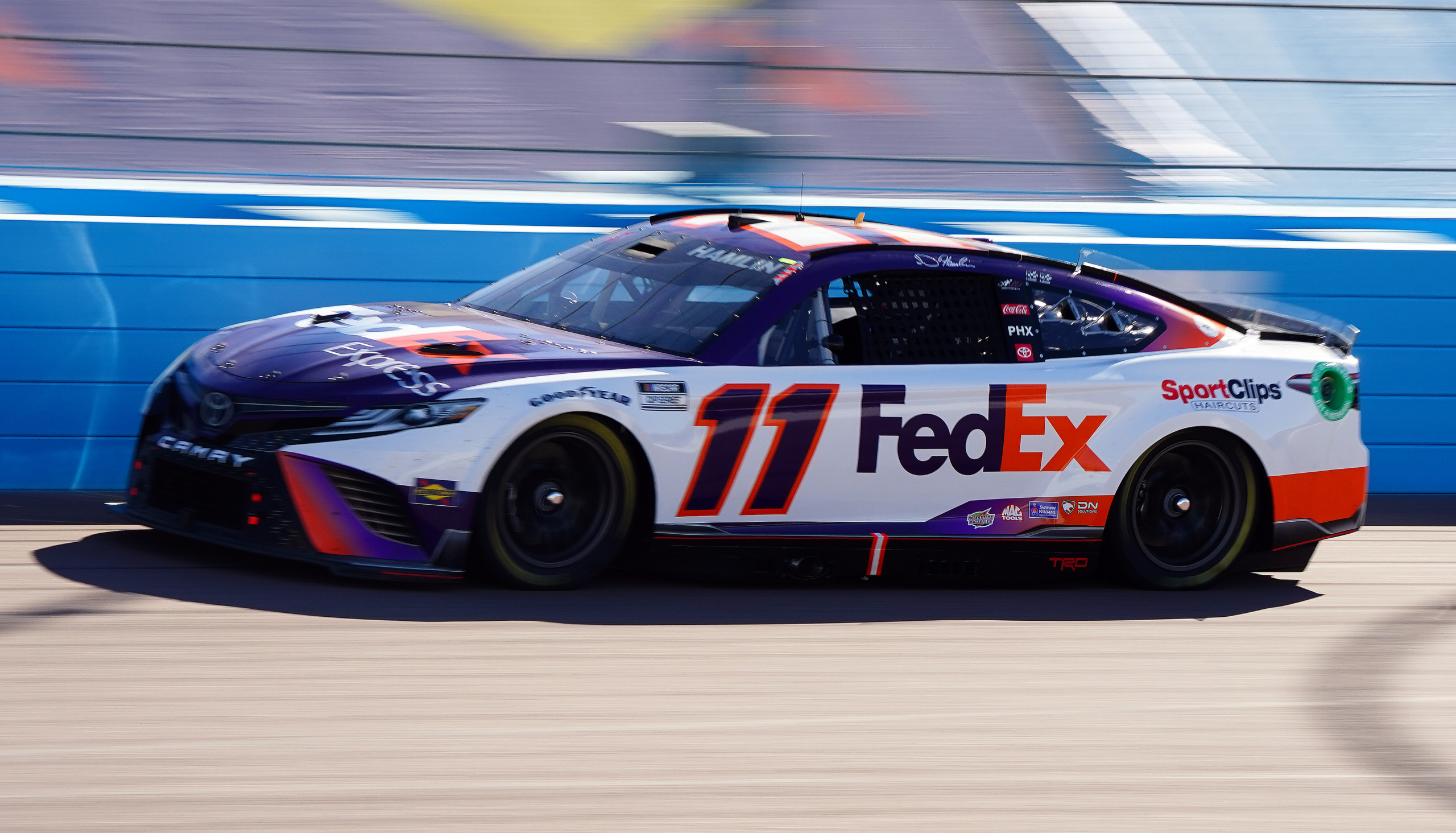 NASCAR: Denny Hamlin and FedEx’s contracts expire after 2023