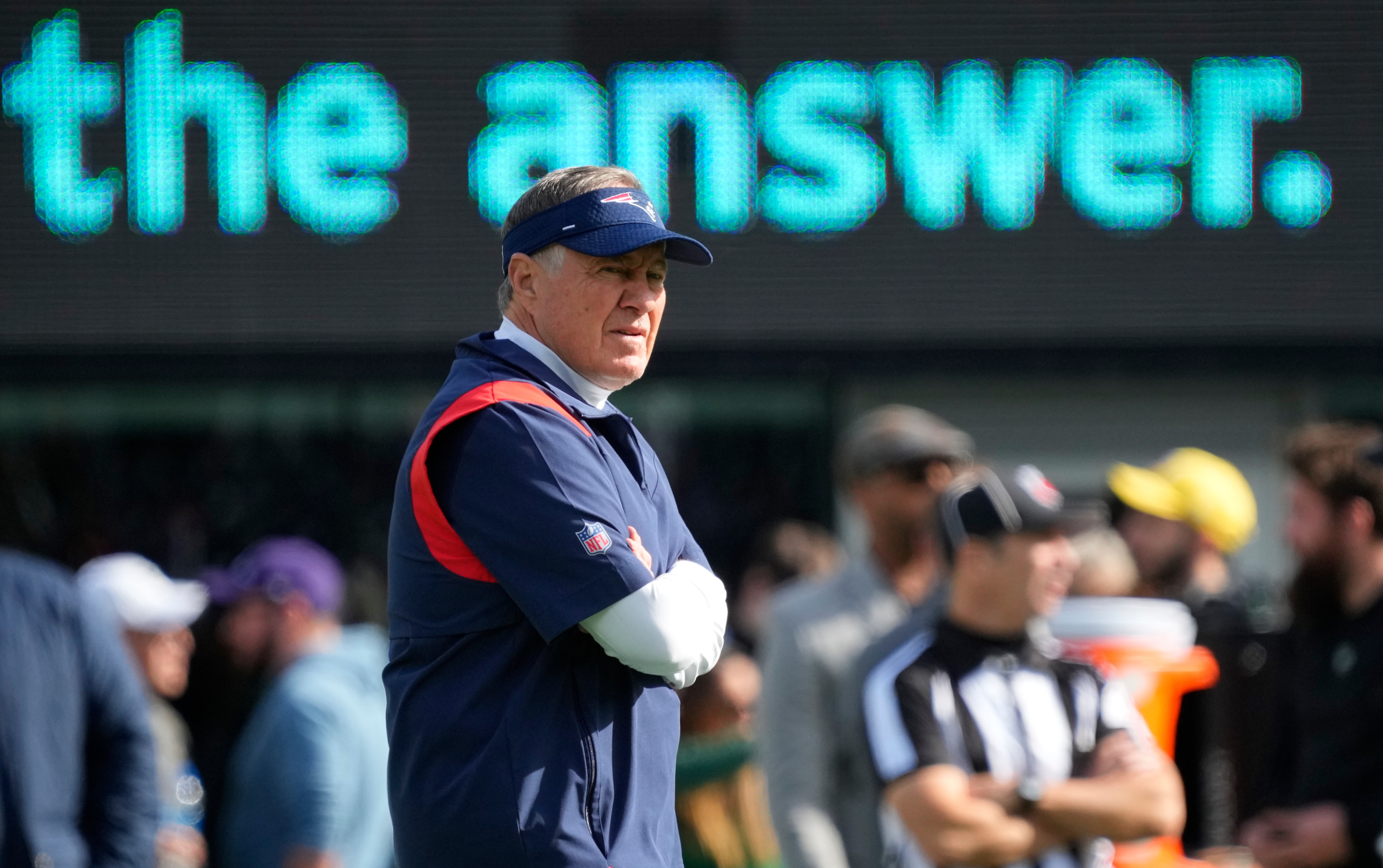 Patriots' Bill Belichick Plans To Continue As Head Coach