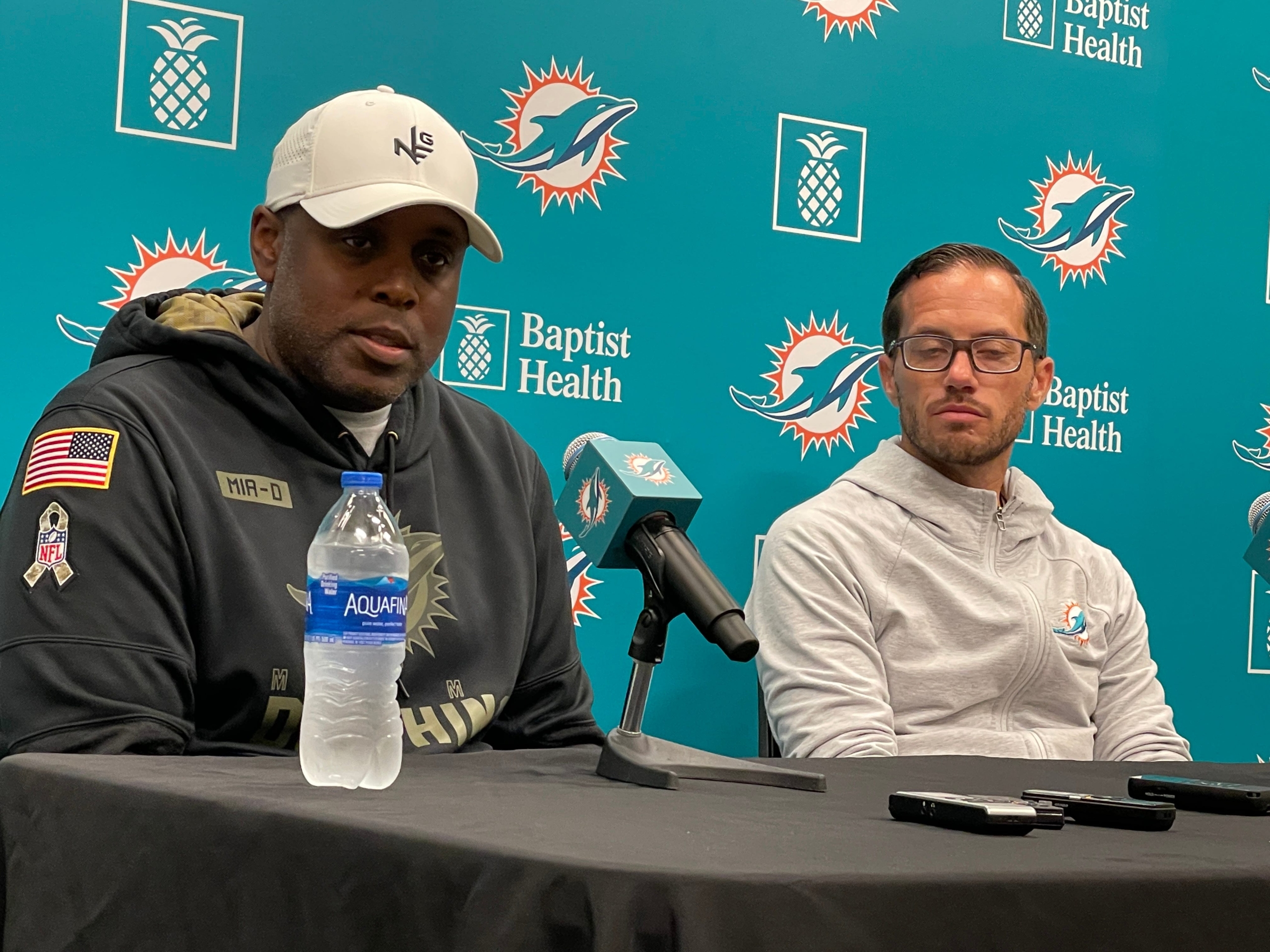 Miami Dolphins agree to extension with Bradley Chubb after trade