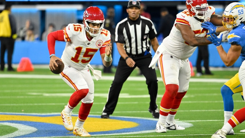 patrick mahomes all-time nfl passing mark