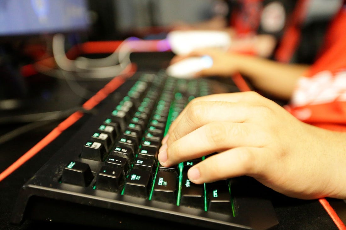 Students from dozens of schools throughout Wisconsin take part in the Wisconsin High School Esports Association's State Championship Saturday, April 13, 2019 at Game On in Fond du Lac Wisconsin. Teams compete in 4 games during the event. Overwatch, Rocket League, League of Legends, and Smash Ultimate. Doug Raflik/USA TODAY NETWORK-Wisconsin 

Fon Game On 041319 Dcr0031