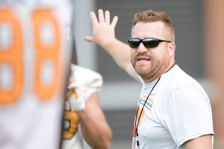 Tennessee Offensive Coordinator Alex Golesh calls during fall practice at Haslam Field in Knoxville, Tenn. on Thursday, Aug. 5, 2021.

Kns Tennessee Fall Practice