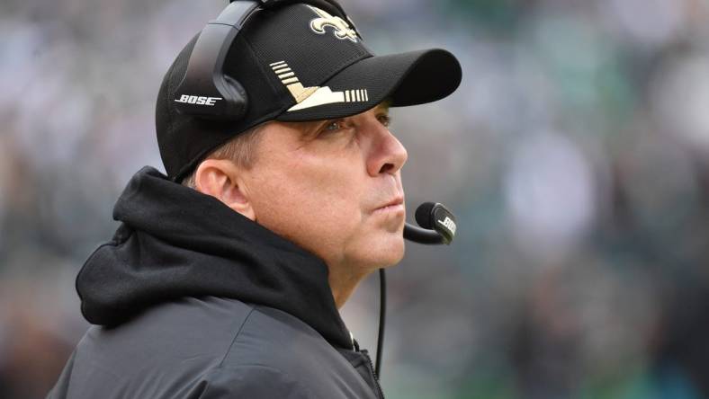 Nov 21, 2021; Philadelphia, Pennsylvania, USA; New Orleans Saints head coach Sean Payton on  the sidelines against the Philadelphia Eagles during the first quarter at Lincoln Financial Field. Mandatory Credit: Eric Hartline-USA TODAY Sports