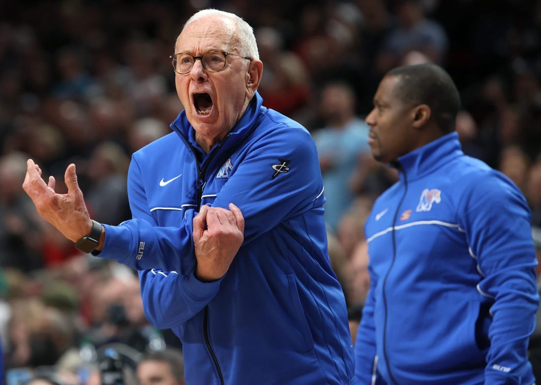 Hall of Famer Larry Brown (health) resigns from Memphis job