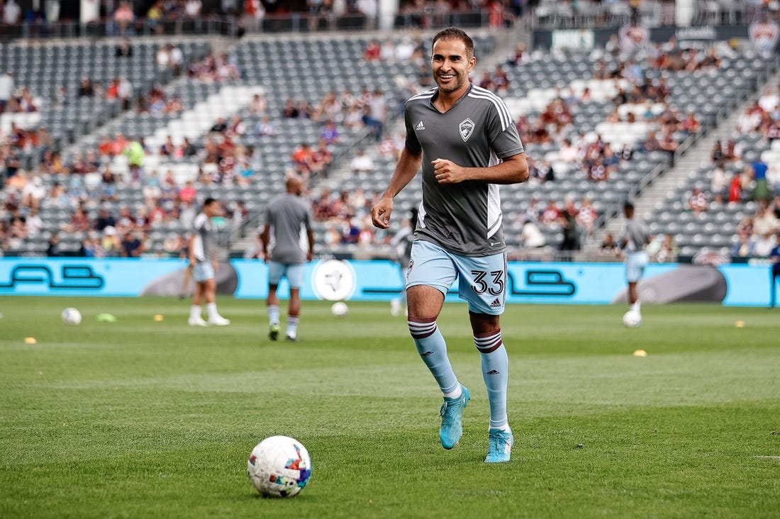 Aug 6, 2022; Commerce City, Colorado, USA; Colorado Rapids defender Steven Beitashour (33) before the match against Minnesota United FC at Dick's Sporting Goods Park. Mandatory Credit: Isaiah J. Downing-USA TODAY Sports