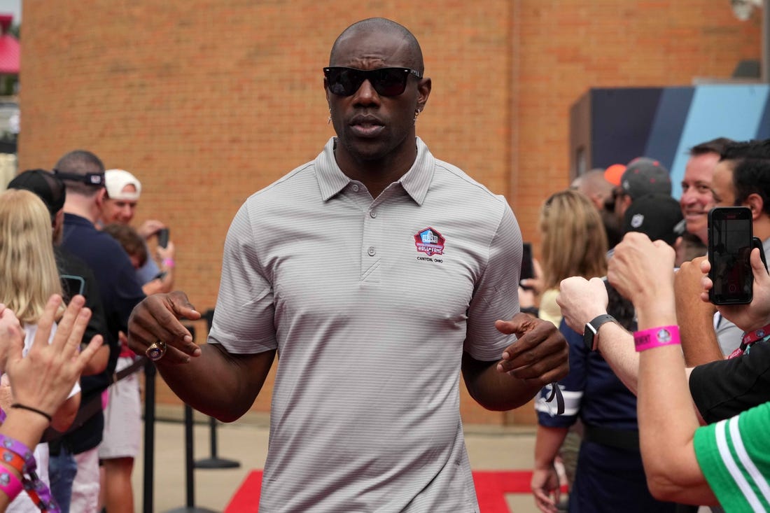 NFL Hall of Famer Terrell Owens, 49, eyes return to Cowboys