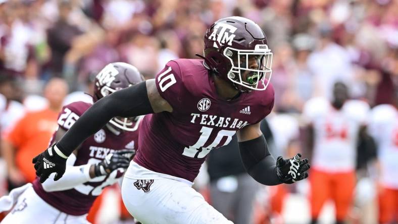 Sep 3, 2022; College Station, Texas, USA;  Texas A&M Aggies wide receiver Chris Marshall (10) in action during the first quarter against the Sam Houston State Bearkats at Kyle Field. Mandatory Credit: Maria Lysaker-USA TODAY Sports