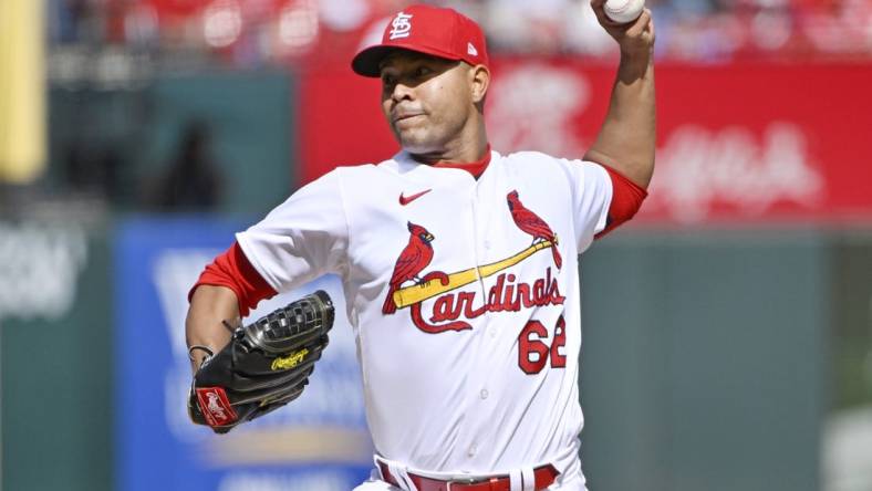 Oct 7, 2022; St. Louis, Missouri, USA; St. Louis Cardinals starting pitcher Jose Quintana (62) pitches during the first inning against the Philadelphia Phillies during game one of the Wild Card series for the 2022 MLB Playoffs at Busch Stadium. Mandatory Credit: Jeff Curry-USA TODAY Sports