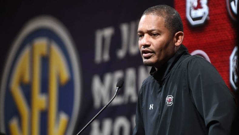 Oct 19, 2022; Mountain Brook, AL, USA; South Carolina head coach Lamont Paris speaks during the SEC Tip Off 2022-23 Men's Basketball Media Day in Mountain Brook Wednesday, Oct. 19, 2022 at Grand Bohemian Hotel.

Basketball Sec Men S Basketball Media Day