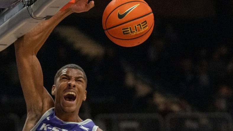 Kansas State Wildcats forward David N'Guessan (3) dunks at Hinkle Fieldhouse, Wednesday, Nov. 30, 2022, during Butler   s 76-64 win over Kansas State.