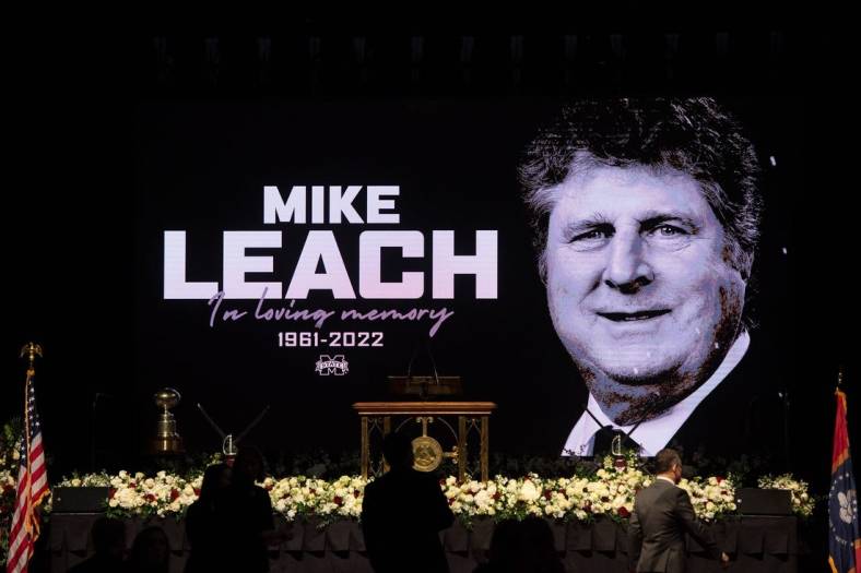 Last-minute preparations continue for the Mike Leach memorial service in Humphrey Coliseum at Mississippi State in Starkville, Miss., Tuesday, Dec. 20 2022.

Tcl Mike Leach Memorial