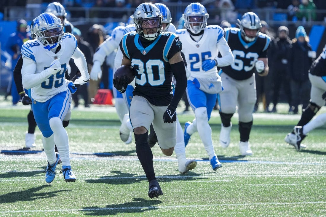 Panthers ground dominance earns Carolina hard-fought 25-15 win