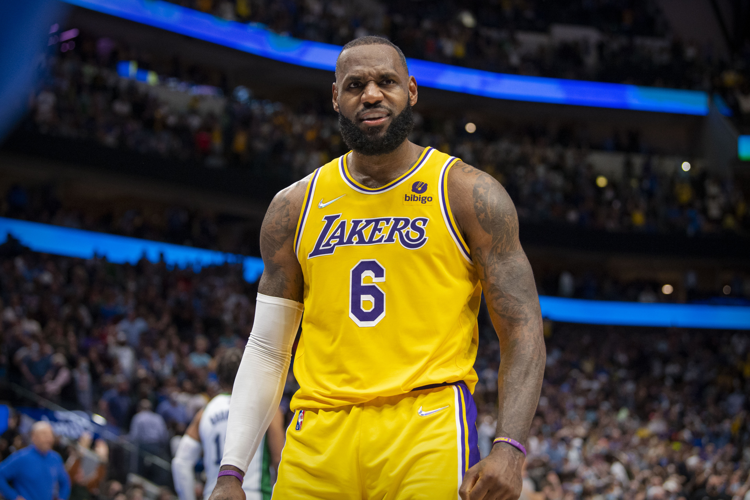 NBA: Los Angeles Lakers at Dallas Mavericks
