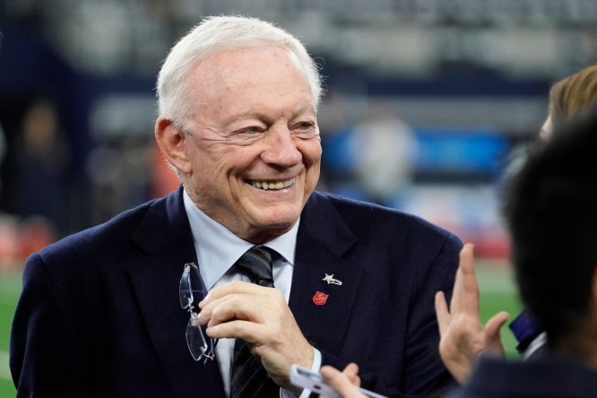 Dallas Cowboys: Jerry Jones is in win-now mode with another new plan