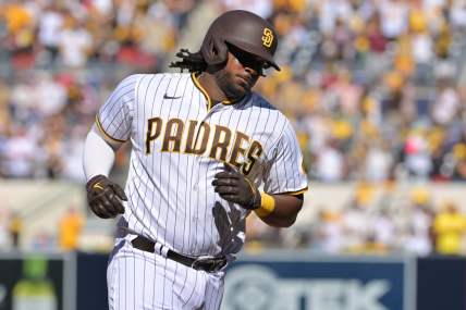 All-Star first baseman Josh Bell lands with the Cleveland Guardians