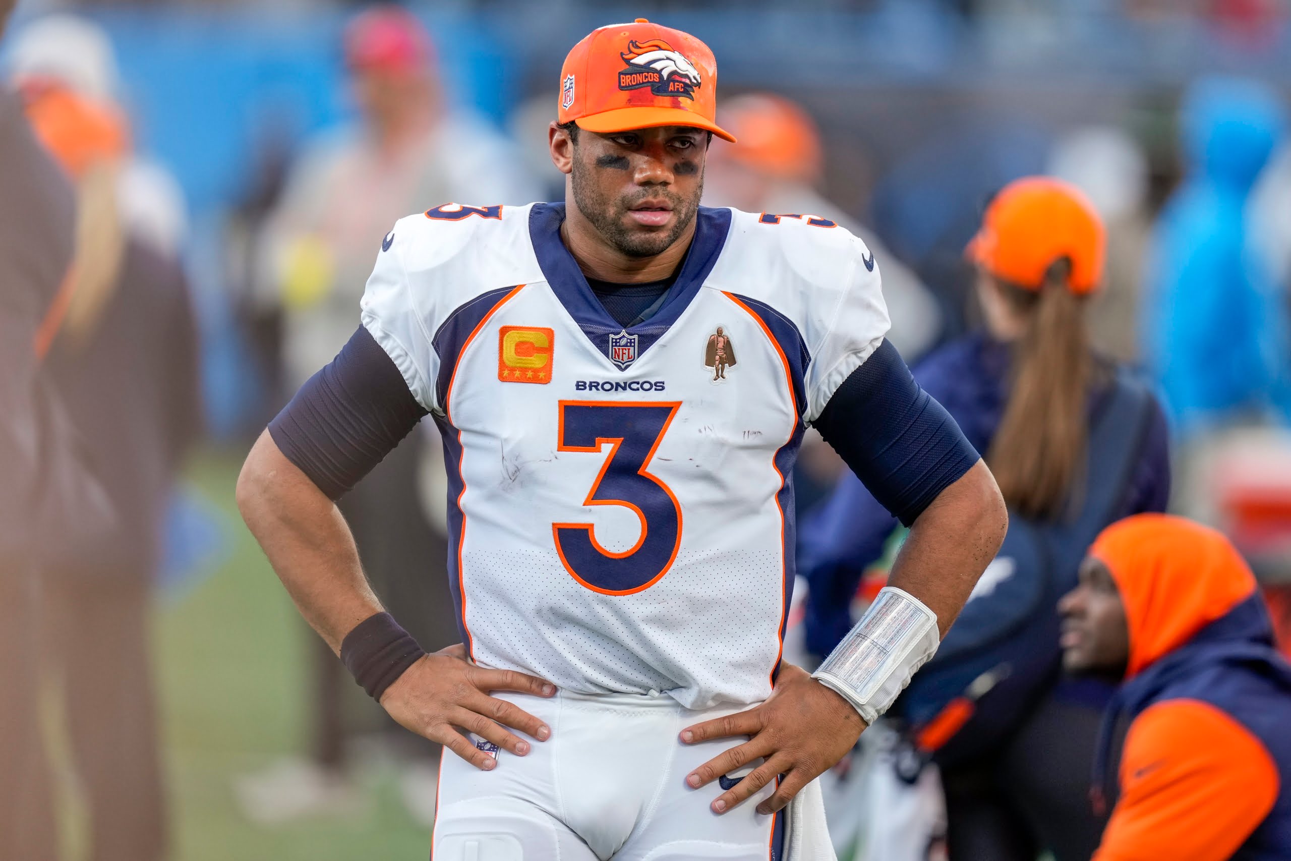 Denver Broncos on X: Singleton, however, still flies under the