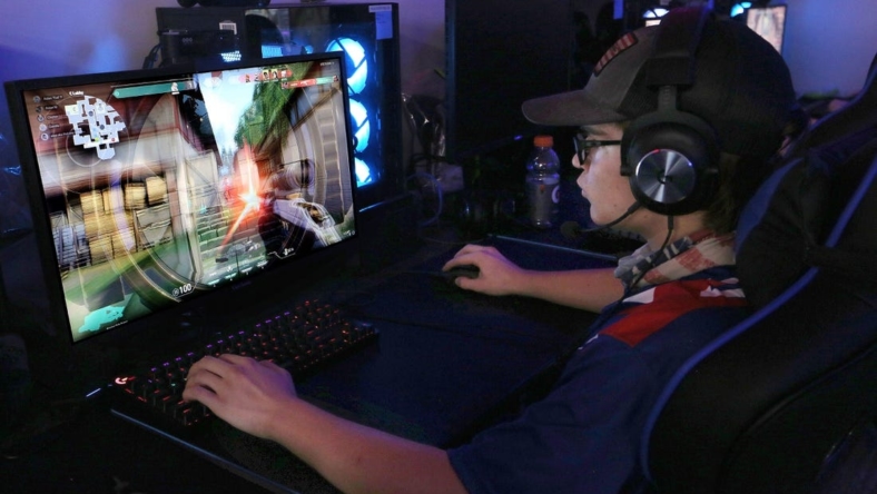 Hutchinson Community College esports team member Clayton Huston plays the game 'Valorant' with his teammates against Shelton State Community College Thursday night, Oct. 7, 2021 at HCC.

Hut 101521 Hcc Esports 01