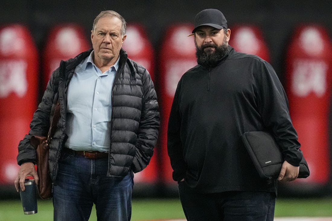 Mar 16, 2022; Atlanta, GA, USA; New England Patriots head coach Bill Belichick and senior advisor Matt Patricia watch during Georgia Pro Day at William Porter Payne and Porter Otis Payne Indoor Athletic Facility. Mandatory Credit: Dale Zanine-USA TODAY Sports