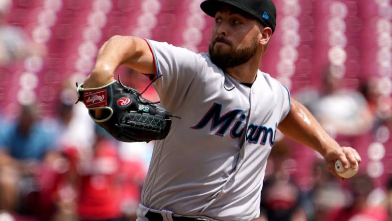 Miami Marlins starting pitcher Daniel Castano (20) delivers a pitch during the first inning of a baseball game against the Cincinnati Reds, Thursday, July 28, 2022, at Great American Ball Park in Cincinnati.

Miami Marlins At Cincinnati Reds July 27 0030