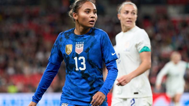 Oct 7, 2022; London, ENG; United states forward Alyssa Thompson (13) comes on as a substitute  in the match between United States and England at Wembley Stadium. Mandatory Credit: Peter van den Berg-USA TODAY Sports