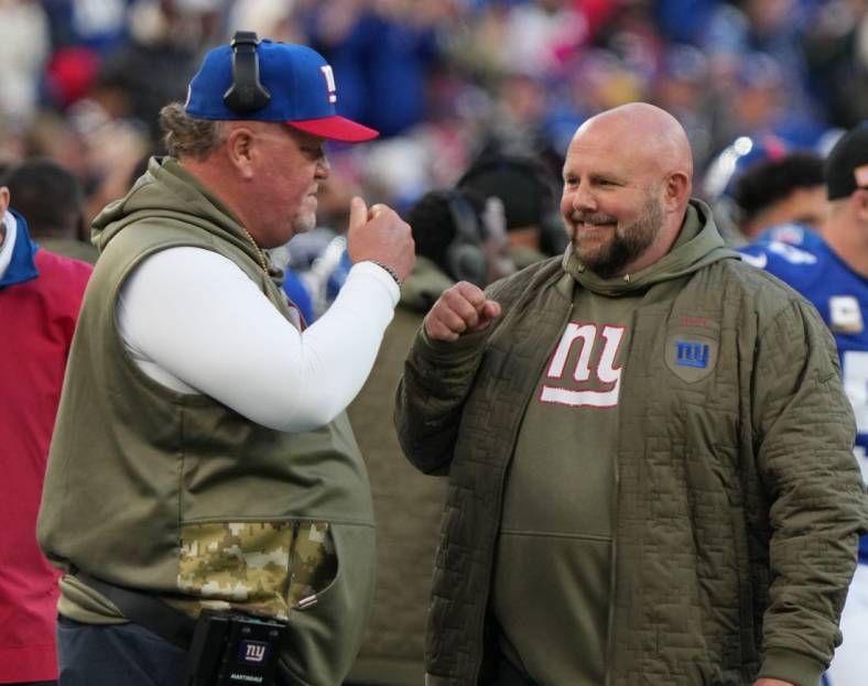 Defensive coordinator Wink Martindale and head coach Brian Daboll after the defense stopped Houston in the red zone in the second half. The Houston Texans at the New York Giants in a game played at MetLife Stadium in East Rutherford, NJ on November 13, 2022.

The Houston Texans Face The New York Giants In A Game Played At Metlife Stadium In East Rutherford Nj On November 13 2022