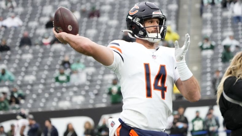 Nov 27, 2022; East Rutherford, New Jersey, USA; Chicago Bears quarterback Nathan Peterman (14) gets ready to start the game against the New York Jets at MetLife Stadium. Mandatory Credit: Kevin Wexler-USA TODAY Sports