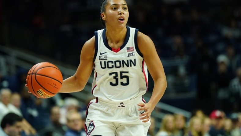 Dec 2, 2022; Storrs, Connecticut, USA; UConn Huskies guard Azzi Fudd (35) returns the ball again st the Providence Friars in the first half at Harry A. Gampel Pavilion. Mandatory Credit: David Butler II-USA TODAY Sports