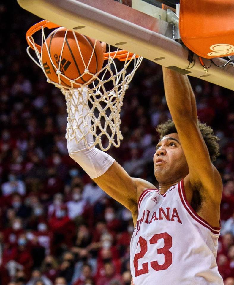 Indiana's Trayce Jackson-Davis (23) dunks during the first half of the Indiana versus Wisconsin men's basketball game at Simon Skjodt Assembly Hall on Tuesday, Feb. 15, 2022.

Iu Wu Bb 1h Tjd 1