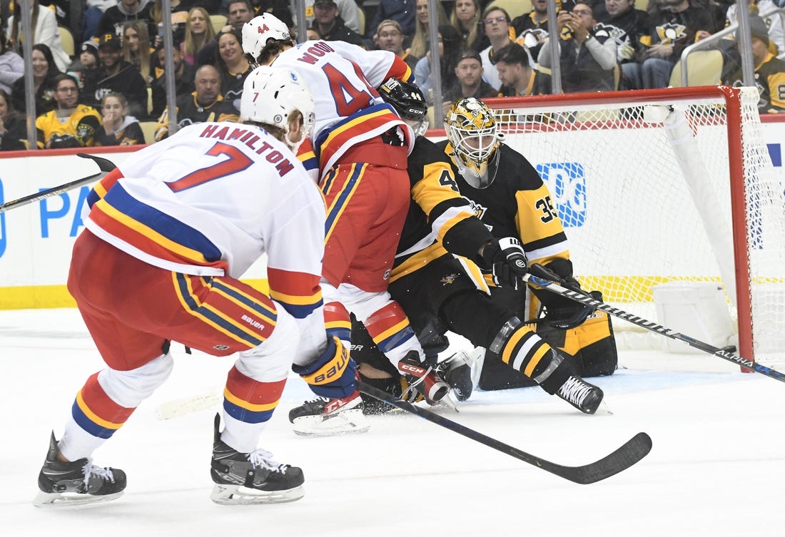 Hamilton Scores in OT To Give Devils 2-1 Victory Over Penguins