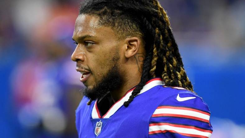 Nov 20, 2022; Detroit, Michigan, USA; Buffalo Bills safety Damar Hamlin warms up before a game against the Cleveland Browns at Ford Field. Mandatory Credit: Lon Horwedel-USA TODAY Sports