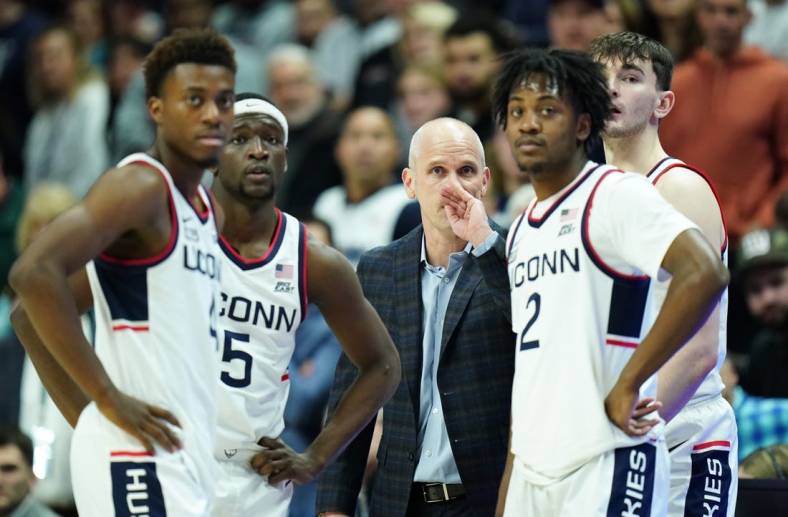 Jan 7, 2023; Storrs, Connecticut, USA; UConn Huskies head coach Dan Hurley talks to his players from the sideline as they take on the Creighton Bluejays at Harry A. Gampel Pavilion. Mandatory Credit: David Butler II-USA TODAY Sports