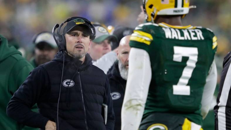 Green Bay Packers head coach Matt LaFleur approaches linebacker Quay Walker (7) after he was ejected from the game against the Detroit Lions during their football game Sunday, January 8, 2023, at Lambeau Field in Green Bay, Wis. Dan Powers/USA TODAY NETWORK-Wisconsin

Apc Packvsdetroit 0108231986djp